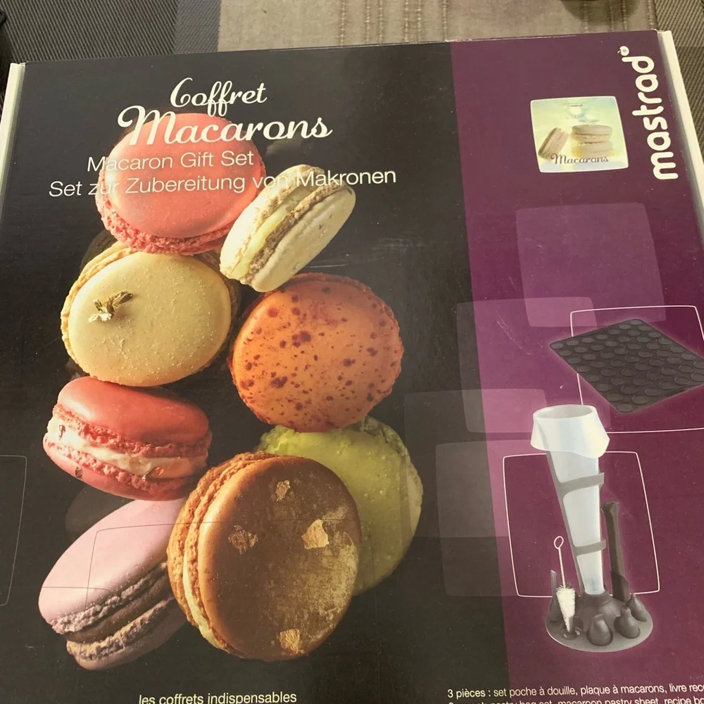 NEW Macaron Making Set